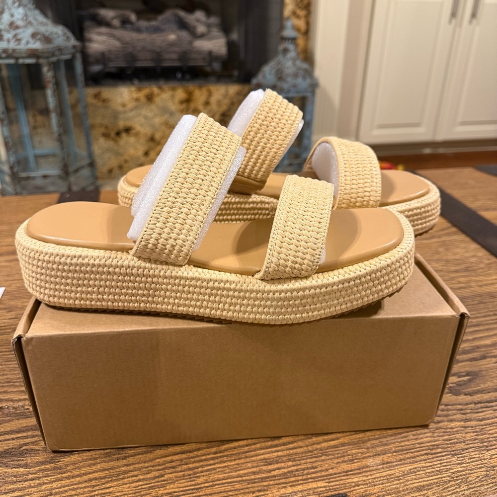 F24 - Beige Woven Platform Sandals